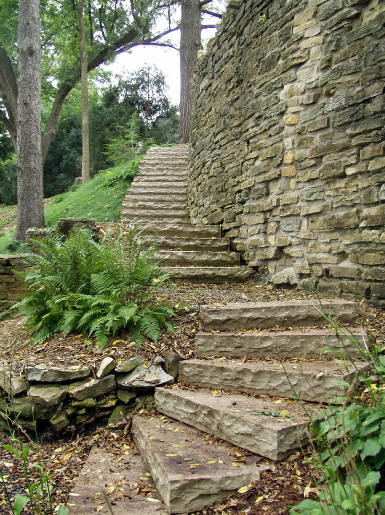 Charles Seha Professional Landscape Designer in Rochester, Minnesota -  Home exterior stone steps and walkways